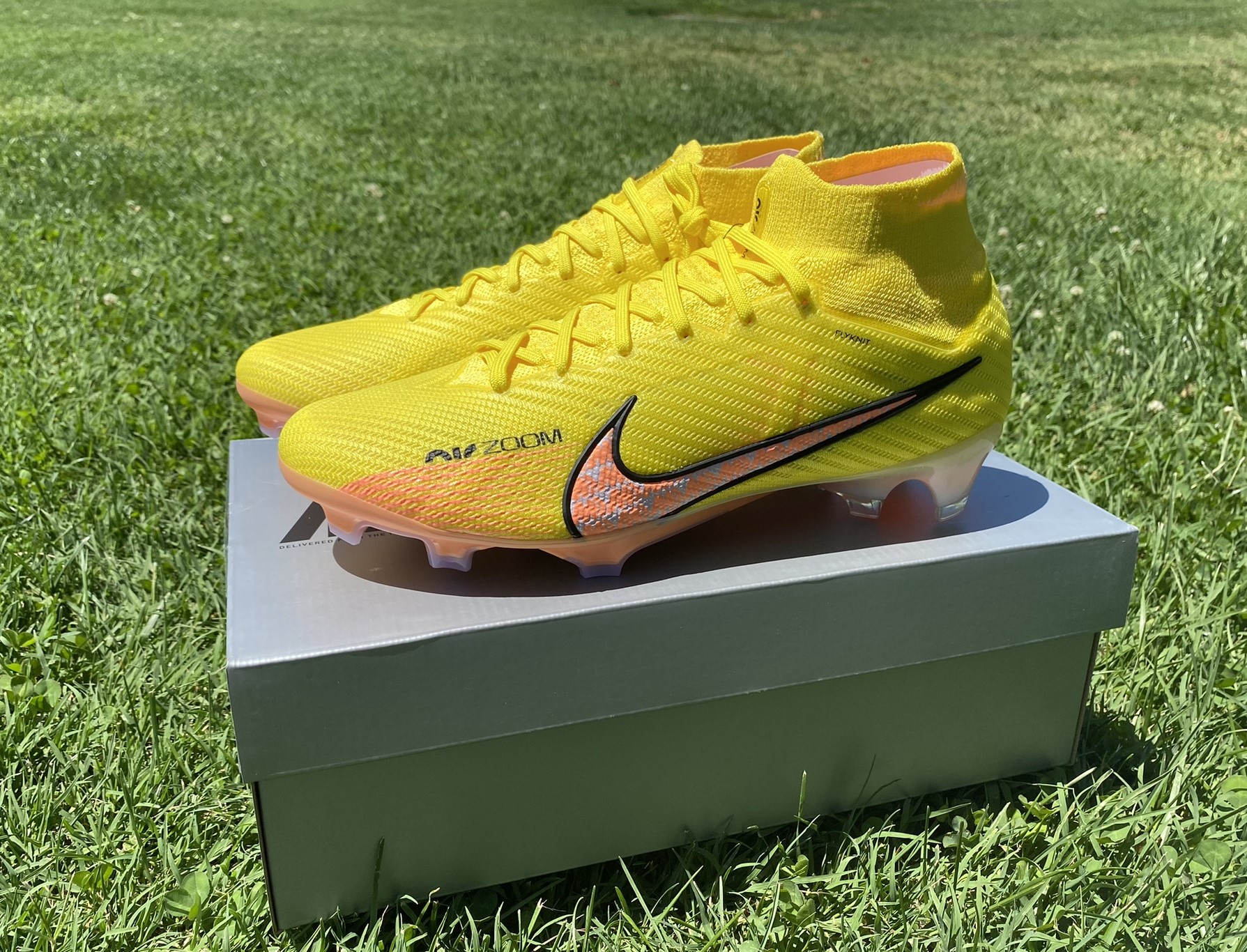 Zoom Air Mercurial Superfly Unboxing - Soccer Cleats 101